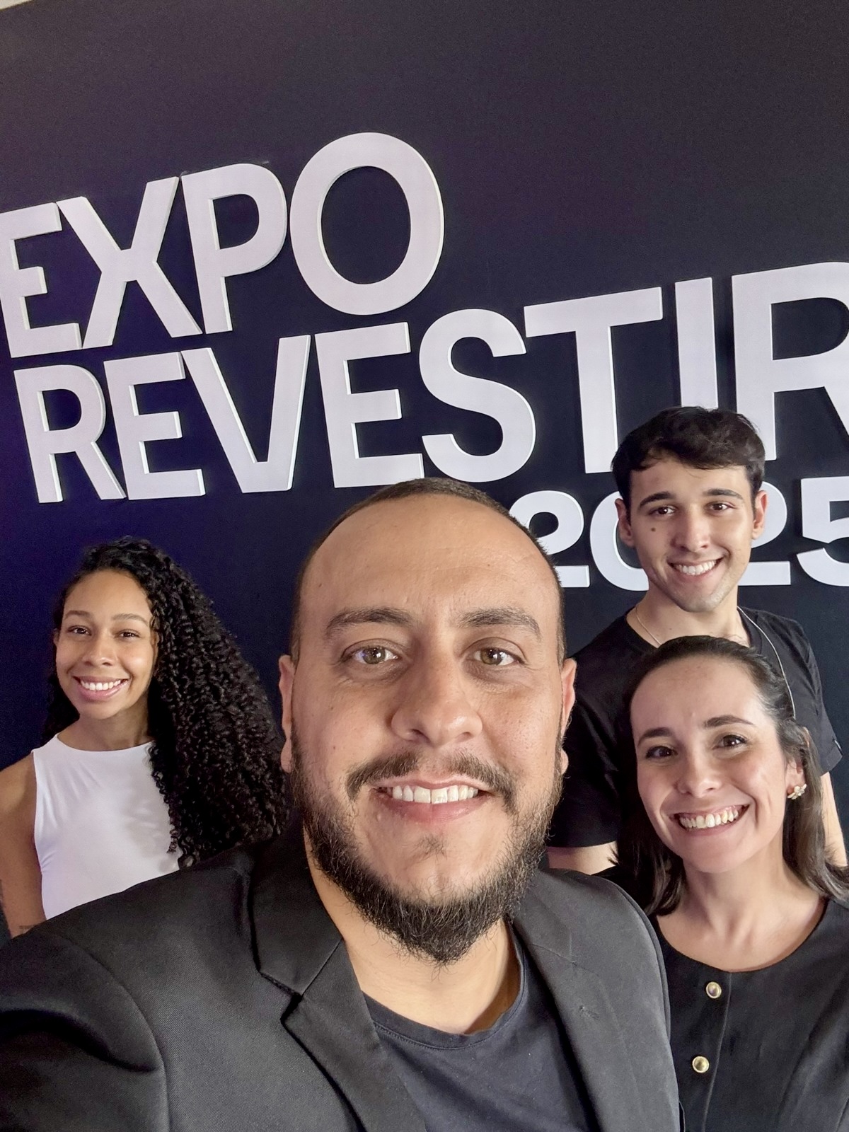 Time da Pappo reunido na Expo Revestir 2025